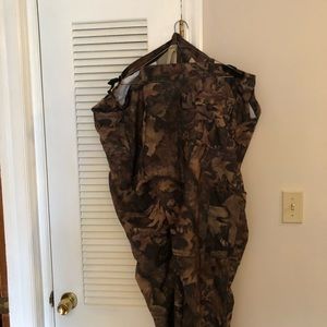 5xl camo 6 pocket paints. Only wore 2 times.